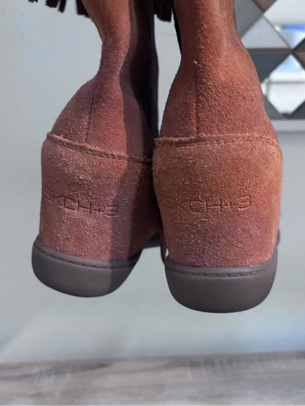 Skechers Kids Suede Ankle Boots in Rust Brown